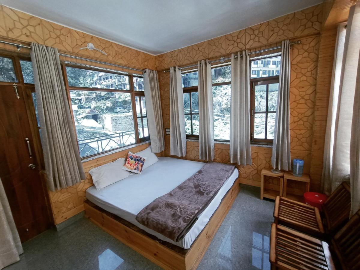 The Moonlight Stay - Shimla Buitenkant foto
